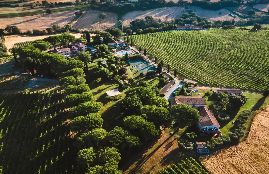 Villa Acquaviva Wine Resort-1